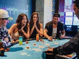 Layar meja baccarat langsung di pohon168 dengan antarmuka Indonesia